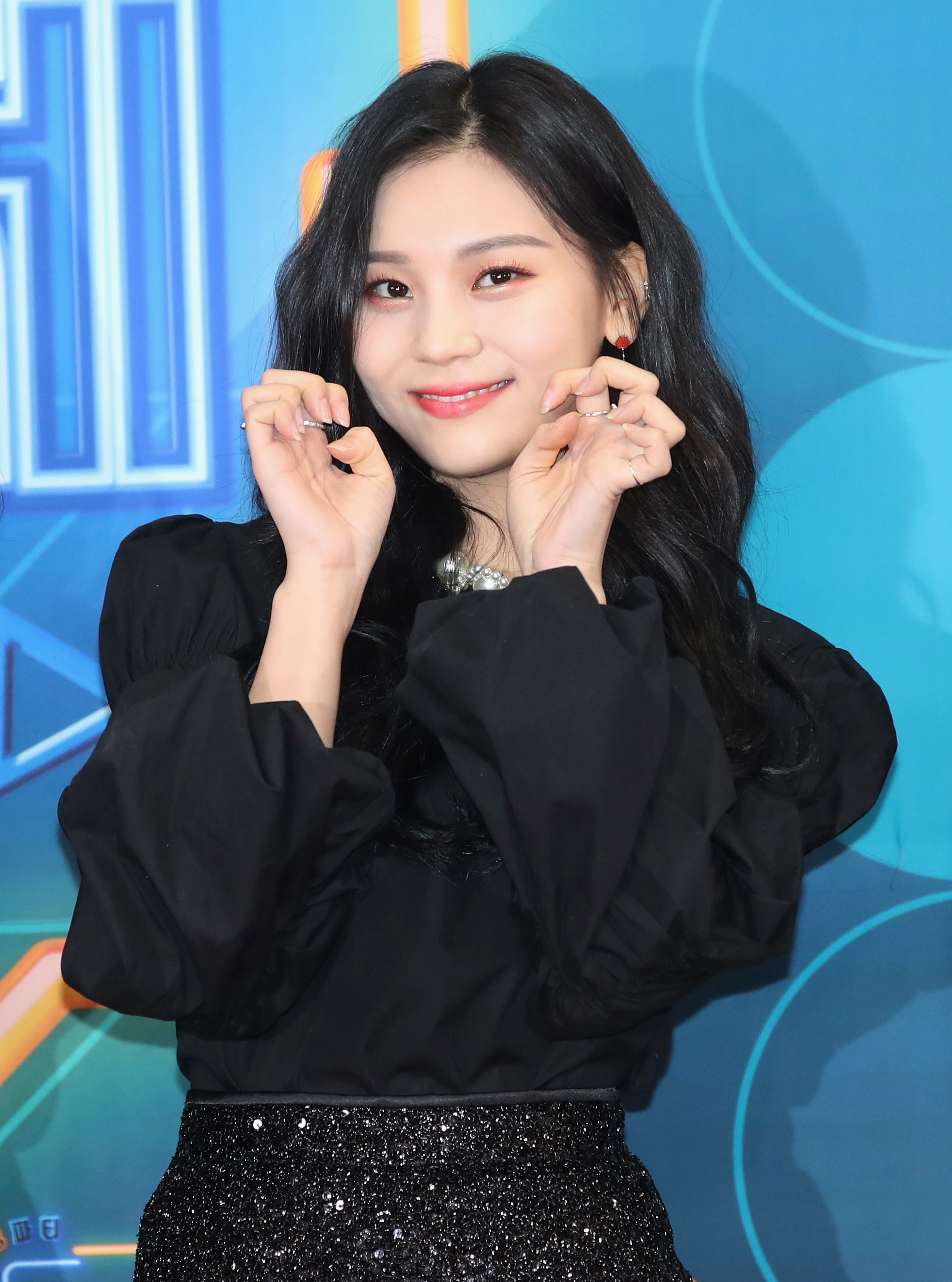 여자친구 가요대축제 래드카펫 고해상도 사진.jpg | 인스티즈