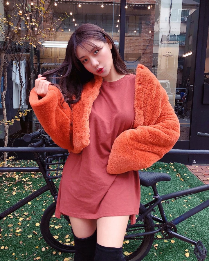 따끈따끈한 방금자 크롭녀 인스타 | 인스티즈