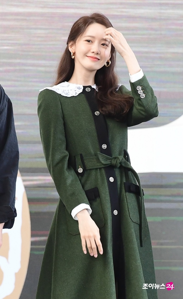 부산 국제 영화제를 뒤집어 놓고있는 소녀시대 윤아 미모 | 인스티즈