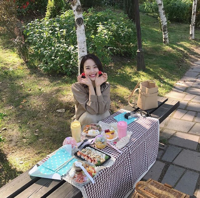 01.04 장희령 인스타.jpg | 인스티즈