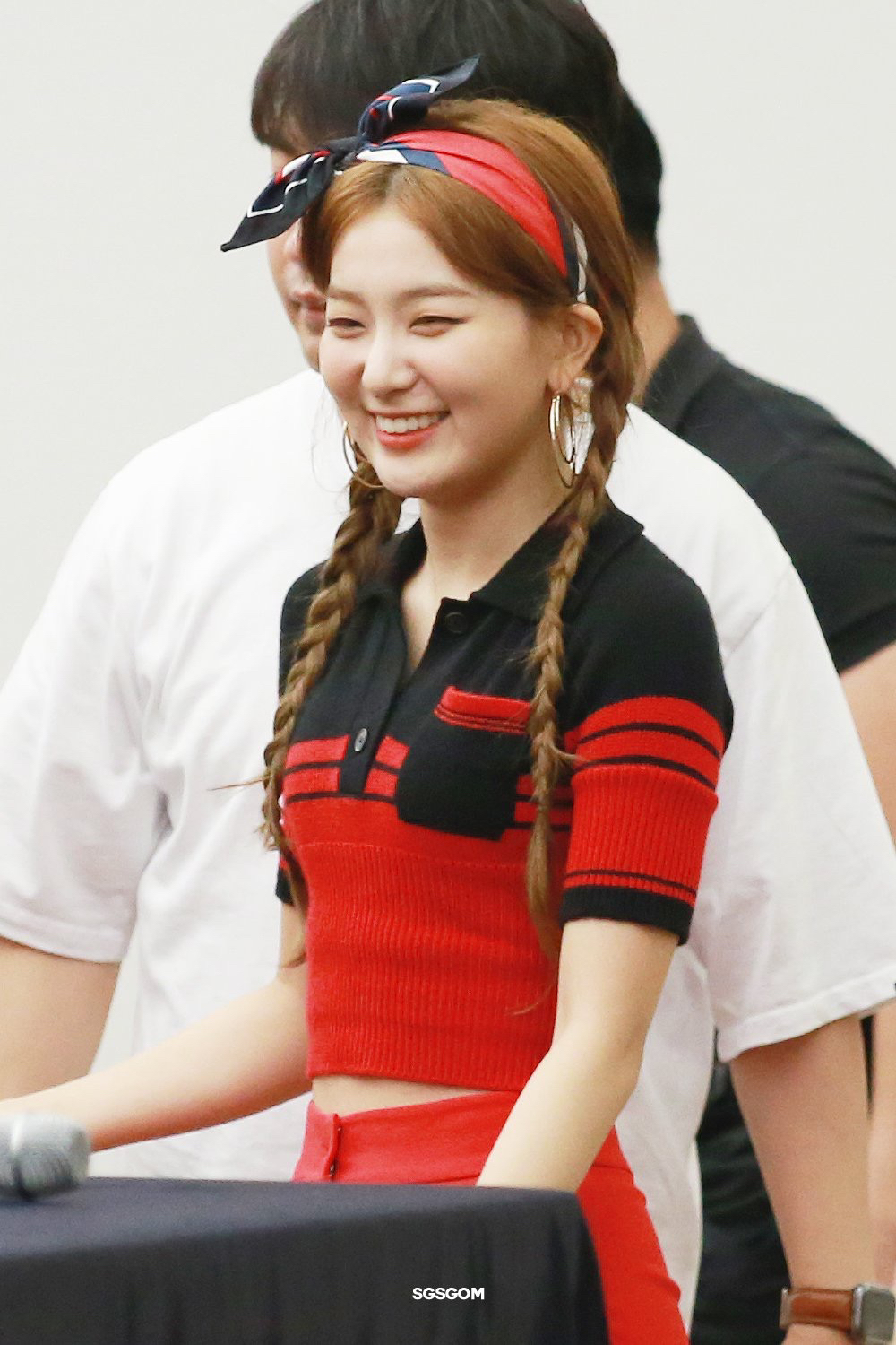 팬들 앞에선 인싸가 되고 싶은 레드벨벳 슬기.jpgif | 인스티즈