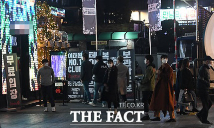 코로나 19사태에도 무신경한 젊은이들? | 인스티즈