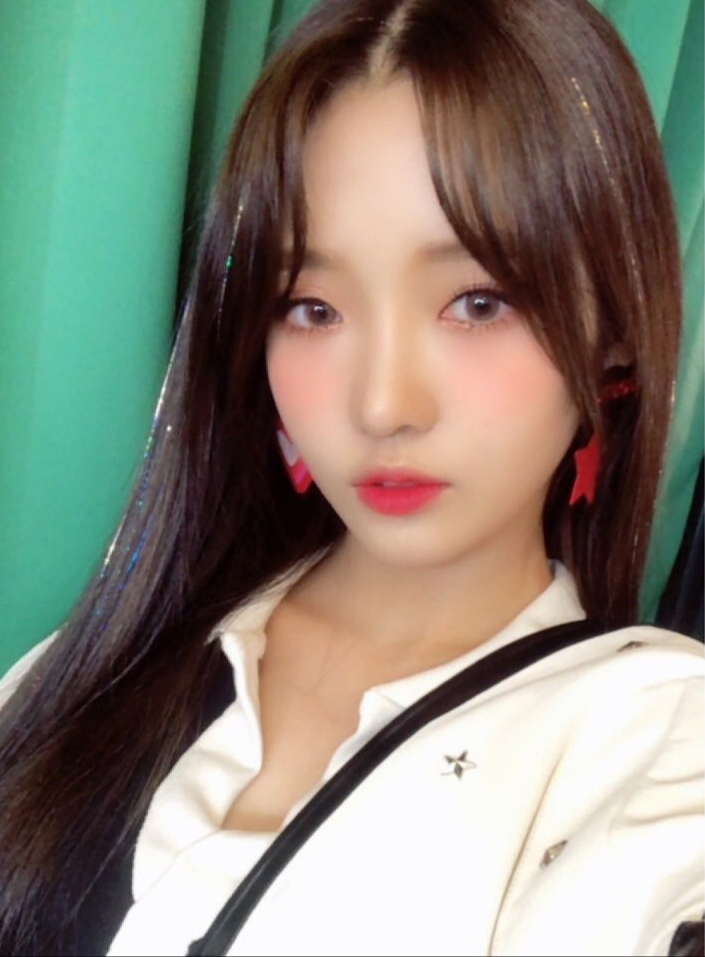 눈빛이 매력적인 아이돌 | 인스티즈