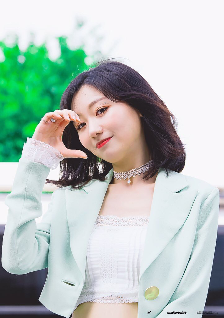 [러블리즈] 알라딘을 보고와서 수정이 | 인스티즈