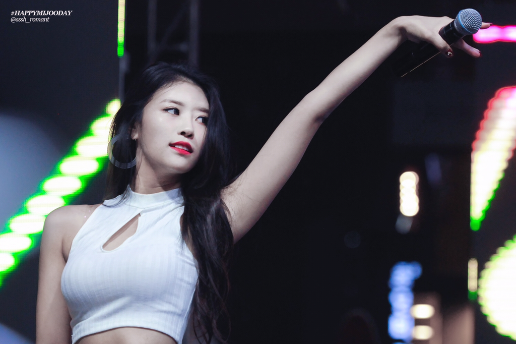 [러블리즈] 생일이 끝나가서 미주 | 인스티즈