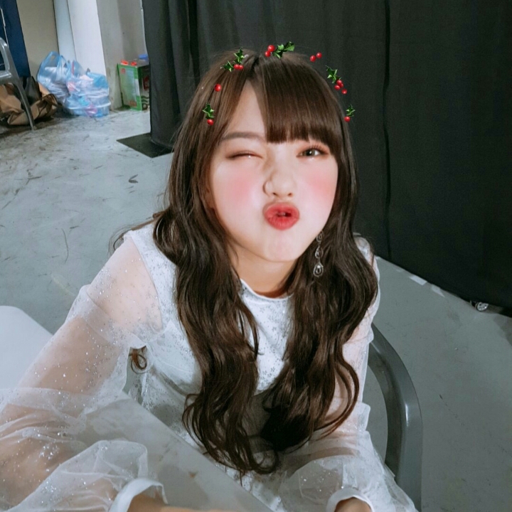 2018년 마지막 여자친구.jpgif | 인스티즈