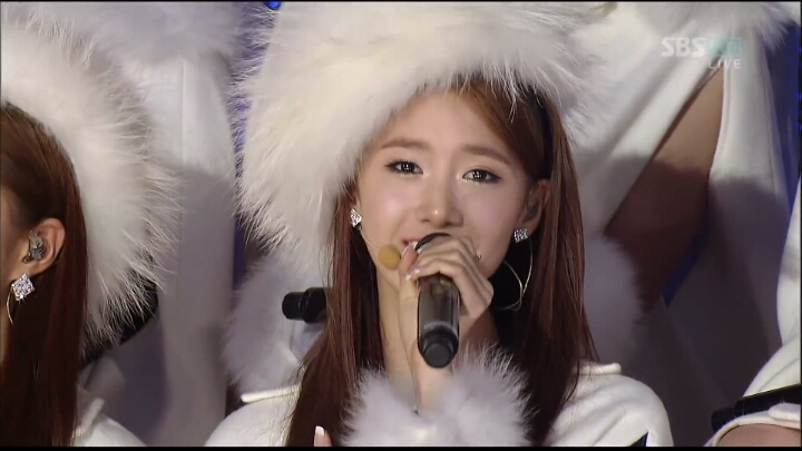 너무 이뻐서 깜짝 놀랐던 윤아 레전드 무대 | 인스티즈