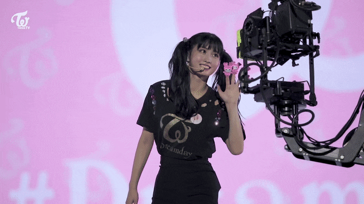 트와이스 멤버들이 생각하는 커리어 동안 가장 기억에 남는 순간 | 인스티즈