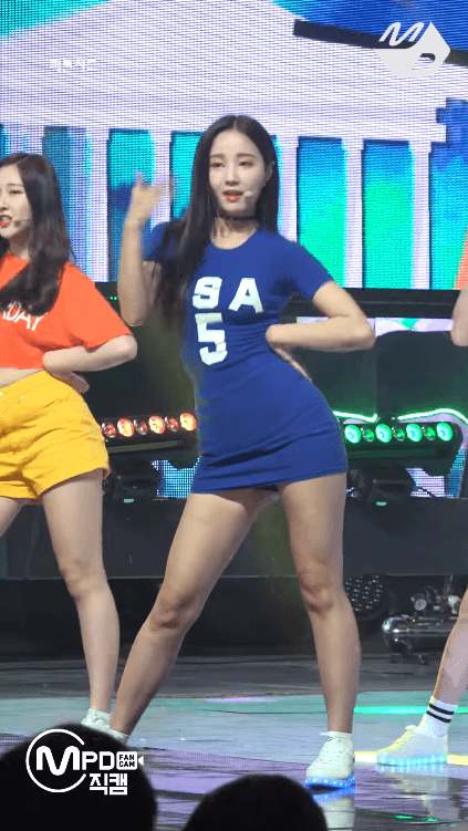 연우 레전드 의상.gif | 인스티즈