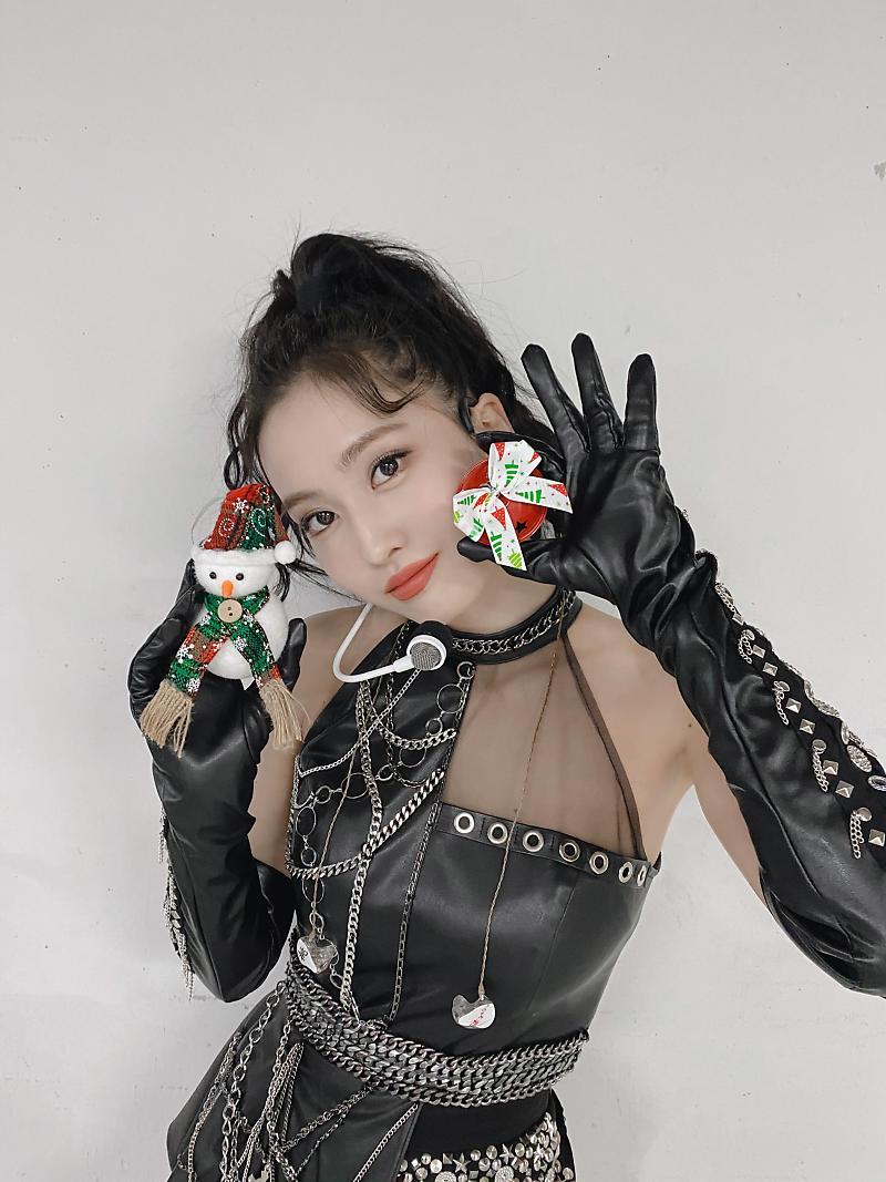 JYP 블로그에 올라온 트와이스의 크리스마스 인사 | 인스티즈