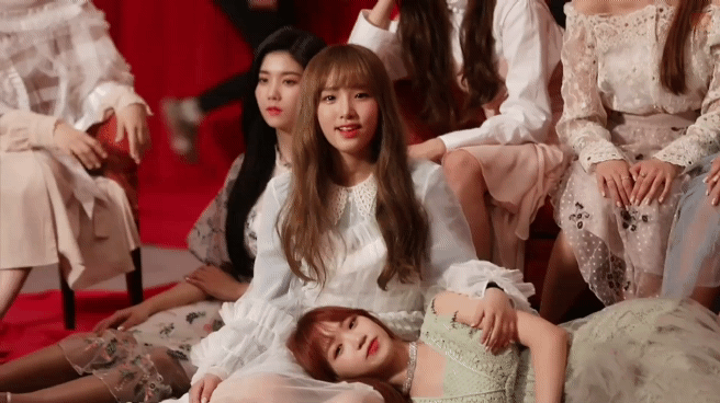 아이즈원) 예나X쌈무 (feat. 질투하는 조구리) | 인스티즈