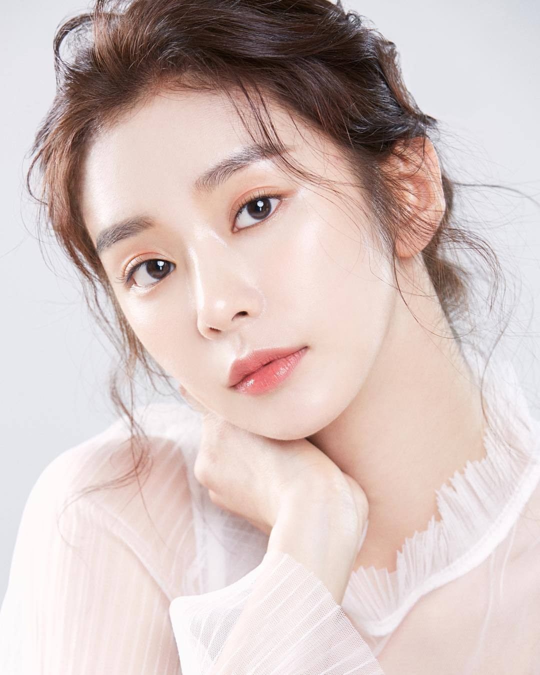 배우 이주빈 프로필 사진.jpg | 인스티즈