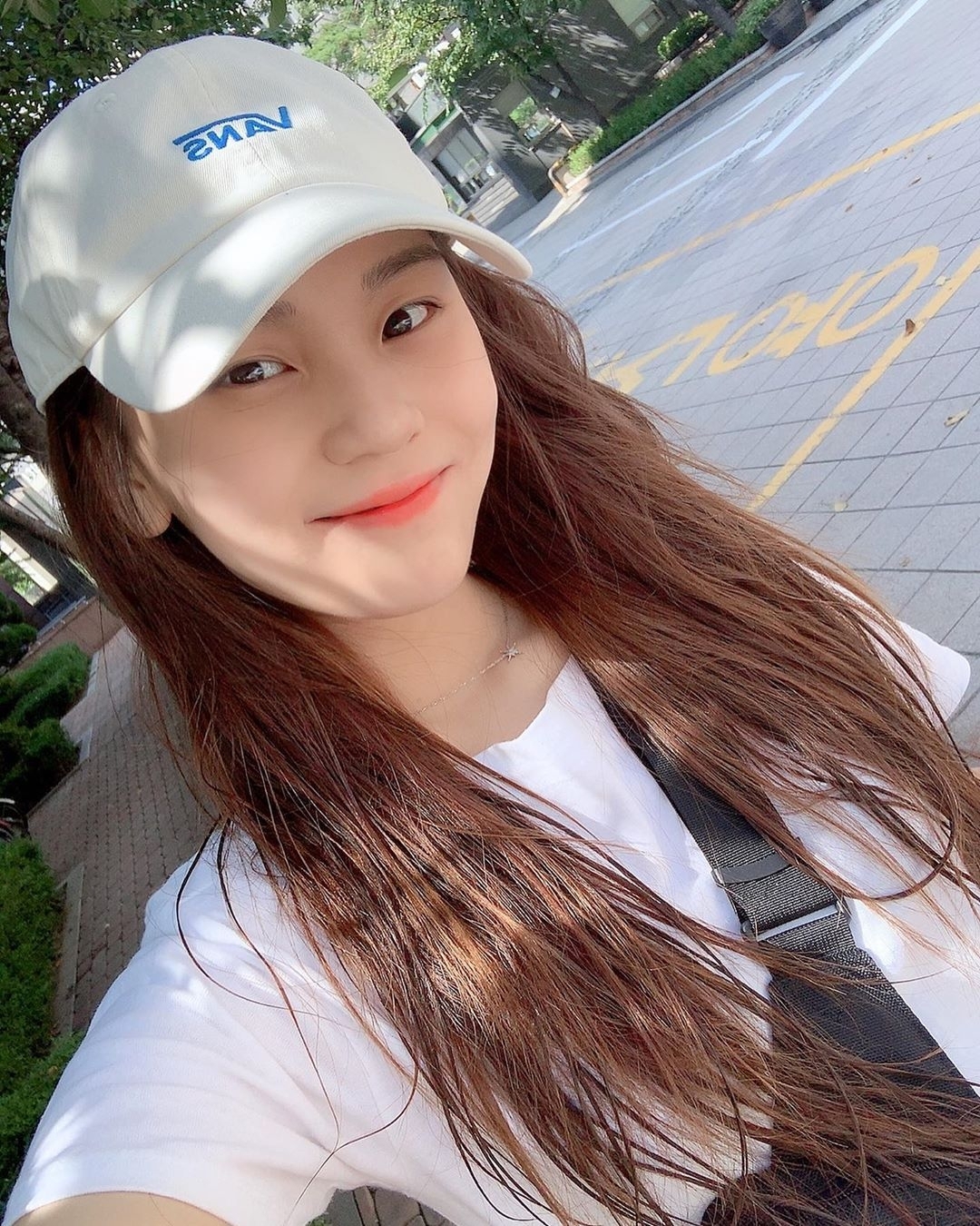 여자친구 인스타그램(엄지).jpg | 인스티즈