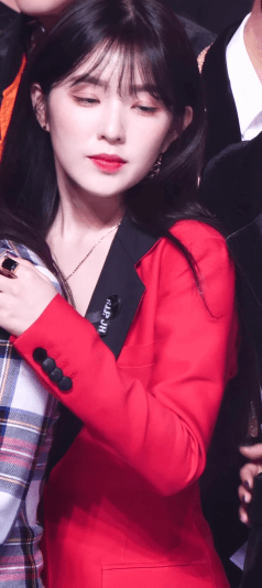 한 살 먹은게 끔찍한 아이린.gif | 인스티즈