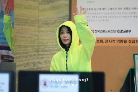 에이핑크 정은지 후드.jpg | 인스티즈