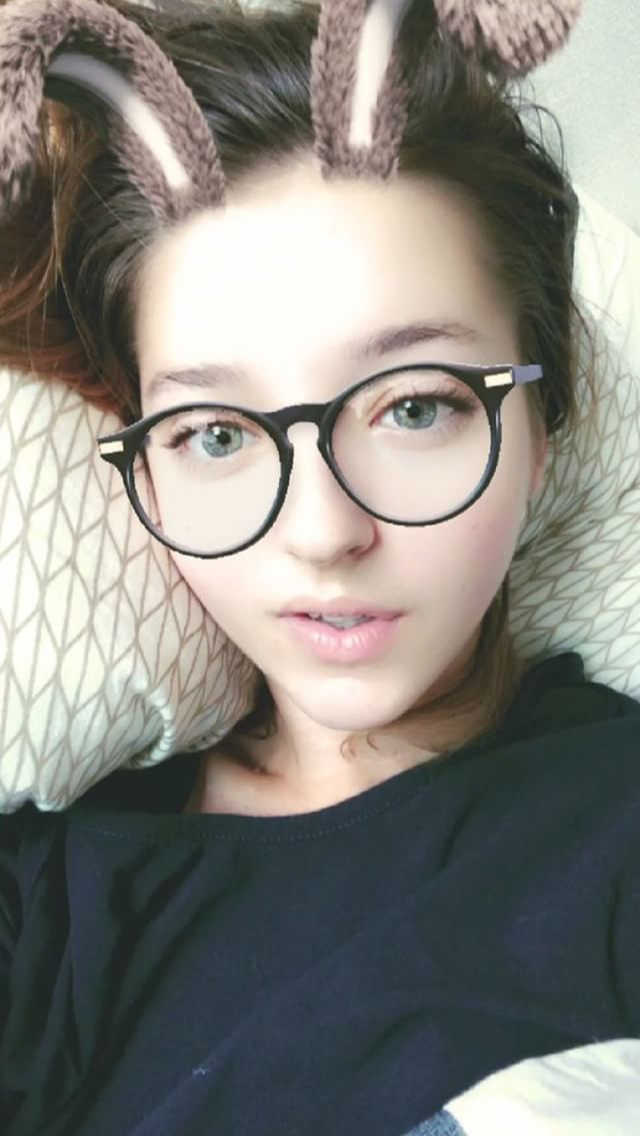 오늘자 안젤리나 다닐로바 | 인스티즈