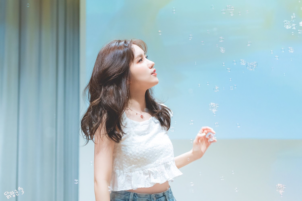 [러블리즈] 무기력한 하루가 흘러가서 명은이 | 인스티즈