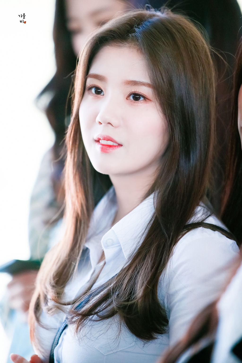 [아이즈원] 주말에 여사친님과 만날 약속을 잡아서 권은비 | 인스티즈