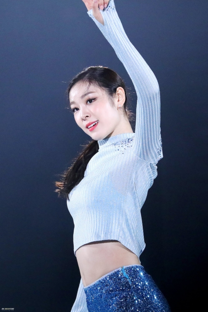 추운 날이라 마음 따뜻해지시라는 뜻에서 연느님.jpgif (30장) | 인스티즈