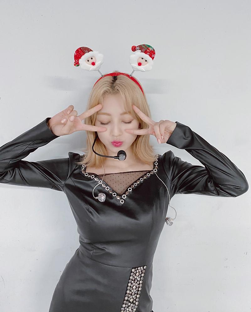 JYP 블로그에 올라온 트와이스의 크리스마스 인사 | 인스티즈