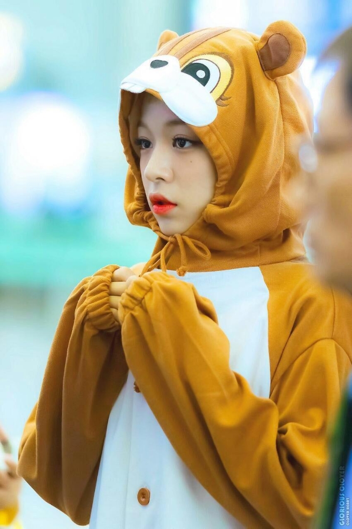 밤이 깊었으니 프로미스나인 이채영 | 인스티즈