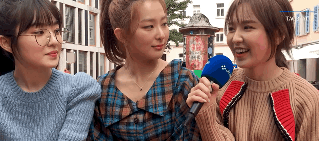 스위스에서 인터뷰하는 레드벨벳 웬디.jpgif | 인스티즈