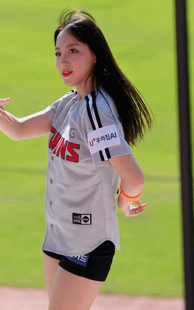 2002년생 치어리더 | 인스티즈