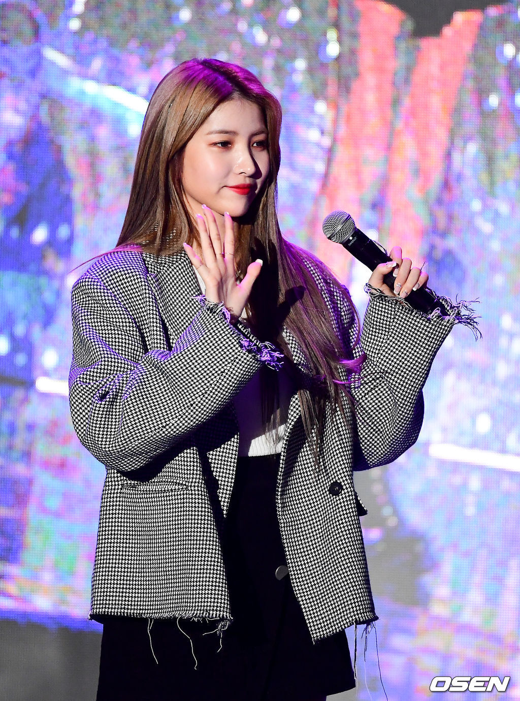 대전하나시티즌 창단식 초대가수 여자친구.jpgif | 인스티즈