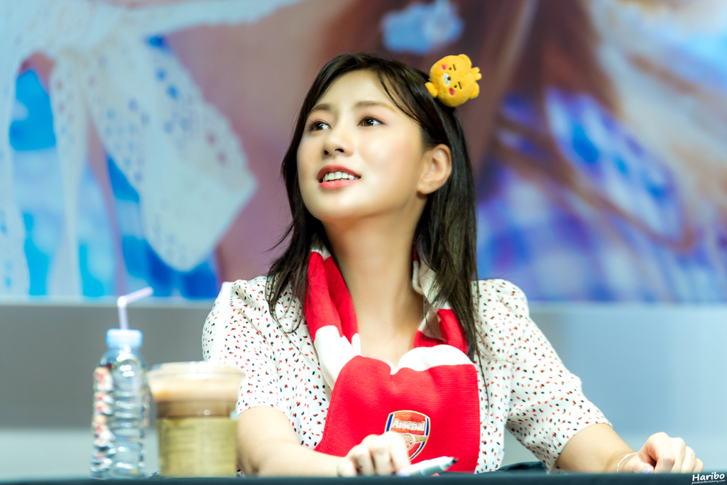 [에이핑크] 자몽 에이드 마셔서 하영이 | 인스티즈