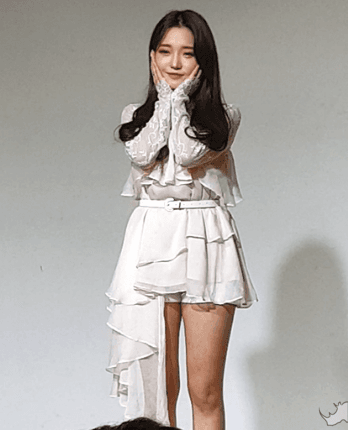 프로미스나인 소중히간직해 포토타임 지원 지선 지헌.GIF | 인스티즈