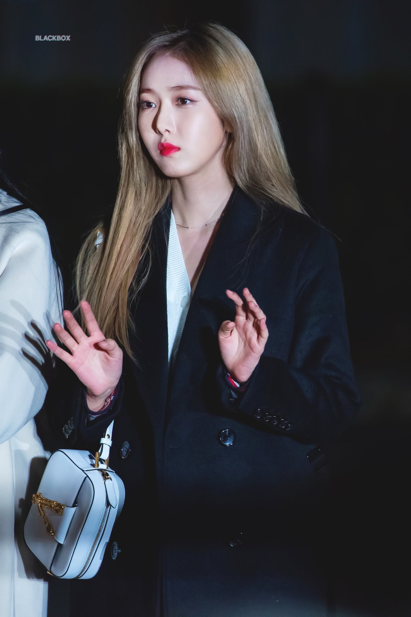 은근히 미인인 듯한 여자친구 신비.jpgif | 인스티즈