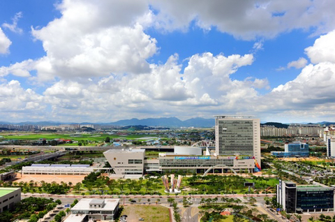 두 도시중 한곳에서 살아야한다면? 광주 vs 전주 | 인스티즈