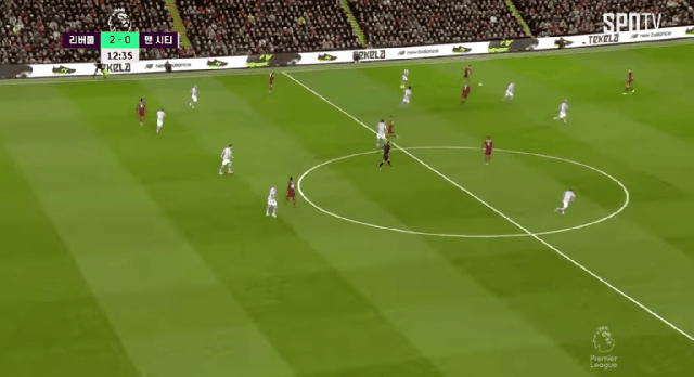 아놀드 롱패스 모음집.gif | 인스티즈