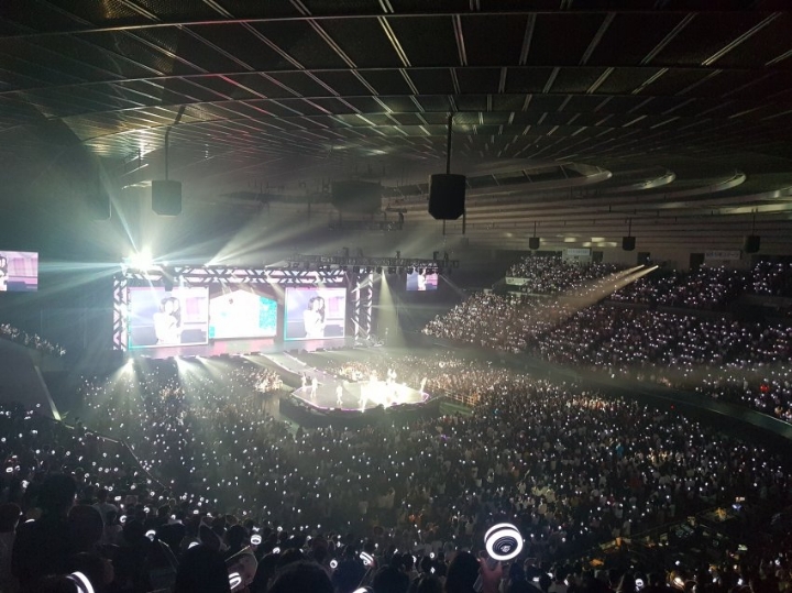 오늘자 트와이스 오사카 콘서트 관객석 모습 ㄷㄷ | 인스티즈