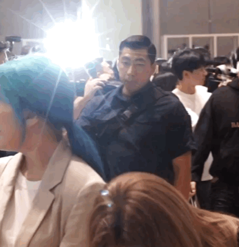 아이즈원) 태국으로 가기 위해 출국하는 김민주 | 인스티즈