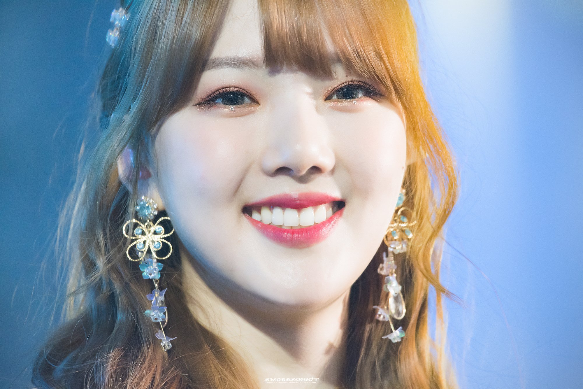 야심한 금요일 밤의 여자친구 예린이.jpgif | 인스티즈