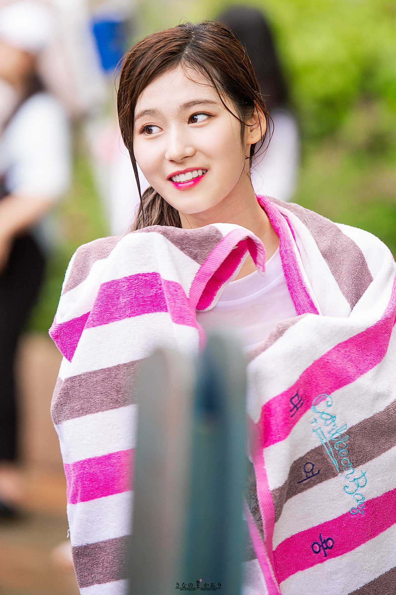 오늘이 생일인 트와이스 사나.jpgif | 인스티즈