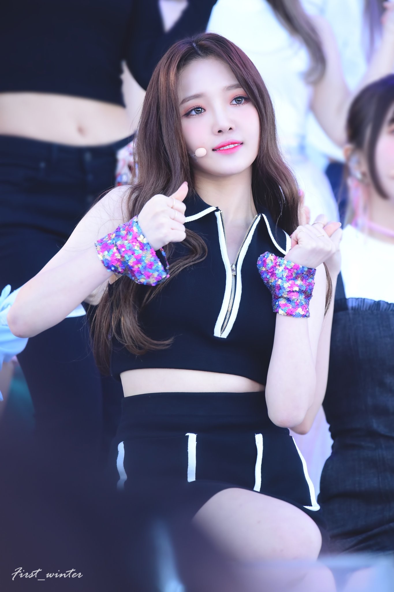 눈빛이 매력적인 아이돌 | 인스티즈