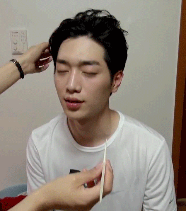 동성친구 사귈 때 겉모습 본다 vs 전혀 안본다 | 인스티즈