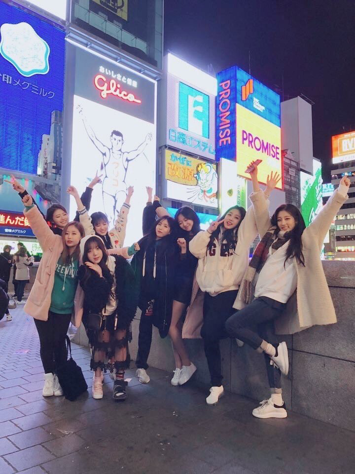 러블리즈 데뷔 4주년 | 인스티즈