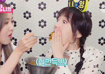 언니에 대한 사랑이 넘쳐나는 여자친구 신비.gif | 인스티즈