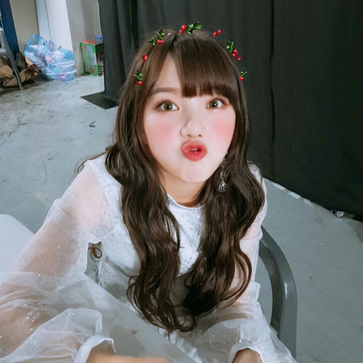 2018년 마지막 여자친구.jpgif | 인스티즈