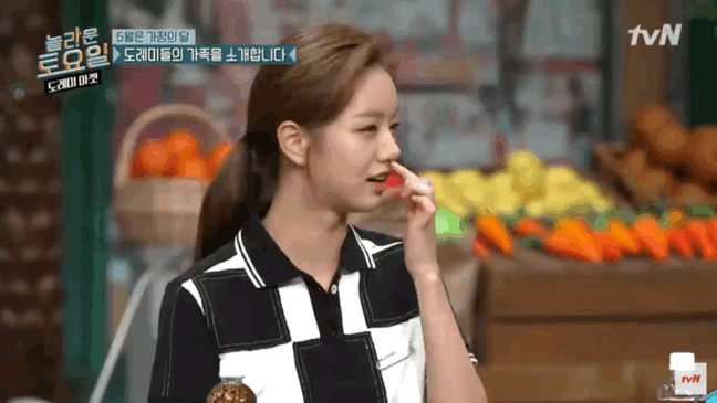 코가 유연한 혜리.gif | 인스티즈