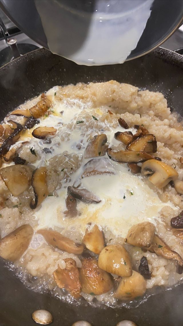 요리하는 소시 유리 | 인스티즈