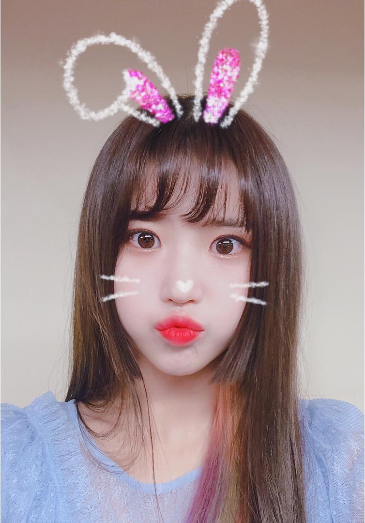 프로미스나인 가짜막내 송하영 | 인스티즈