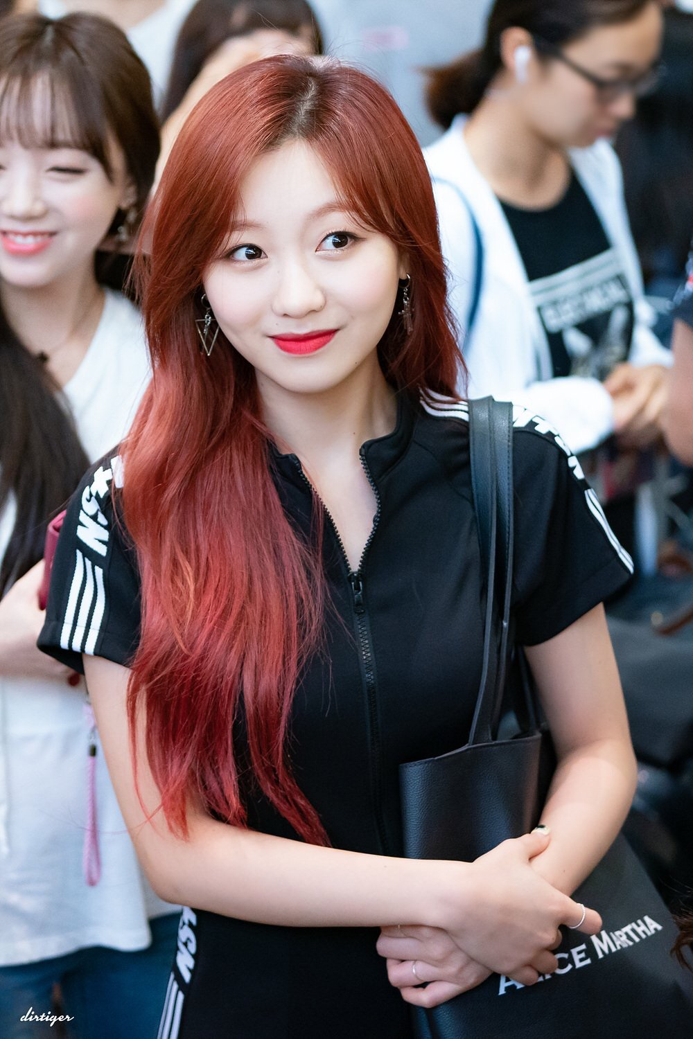 [러블리즈] 너무나도 고된 월요일을 보내고 있어서 수정이 | 인스티즈