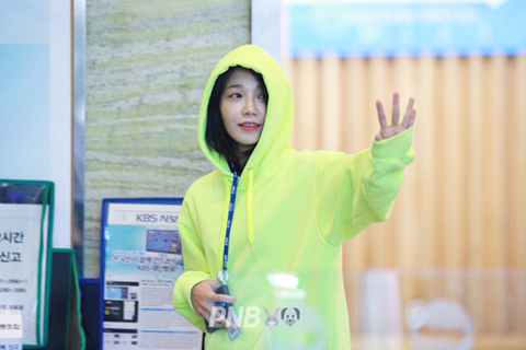 에이핑크 정은지 후드.jpg | 인스티즈