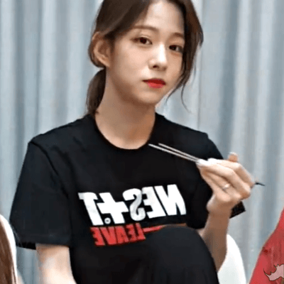 오늘자 프로미스나인 V앱 삐융즈.GIF | 인스티즈