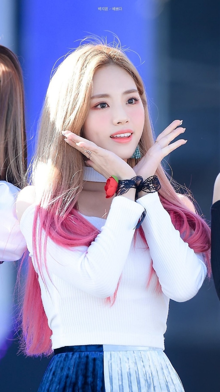 해운대 출신의 98년생 연예인.jpgif | 인스티즈