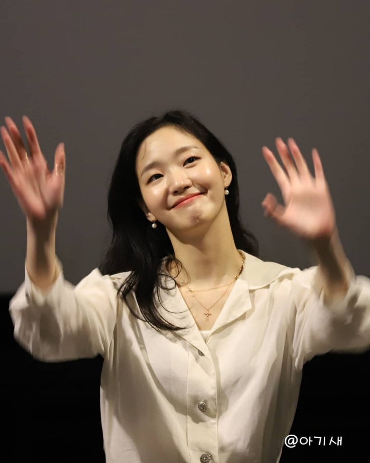여신포스나는 김고은 | 인스티즈